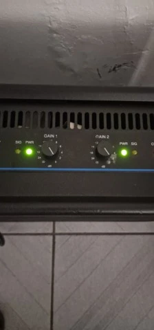 QSC MX2000a