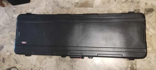 Hard case Gator για 88αρι πιάνο