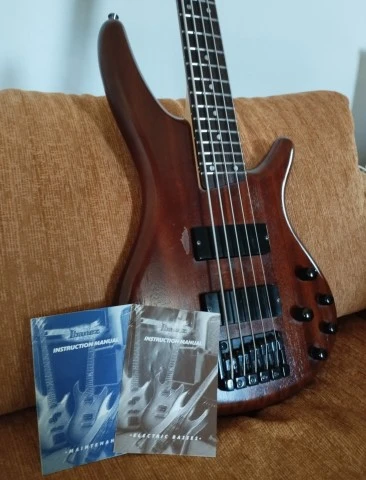 Ibanez Soundgear 5 strings  (Made in Japan, 2002)
