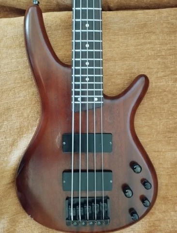 Ibanez Soundgear 5 strings  (Made in Japan, 2002)