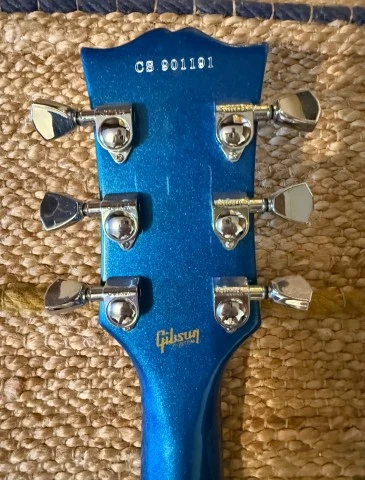 Chibson Les Paul Custom