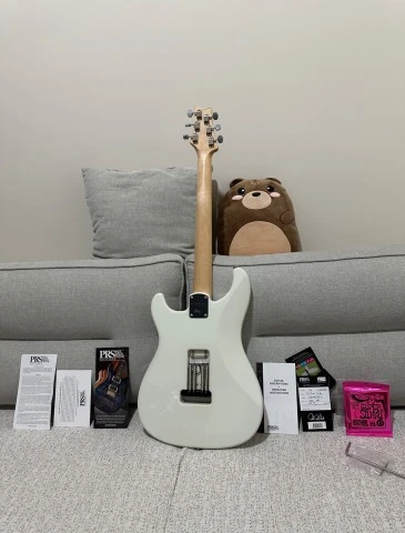 PRS Silver Sky USA Frost White 2020 Excellent Condition