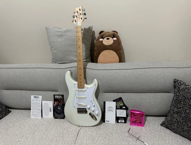 PRS Silver Sky USA Frost White 2020 Excellent Condition