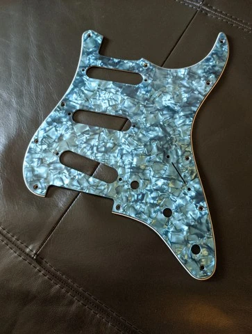 dAndrea ST-Pickguard SSS Aqua Pearl 