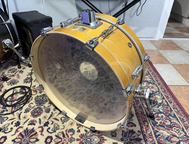 Drums - Yamaha Stage Custom Hip