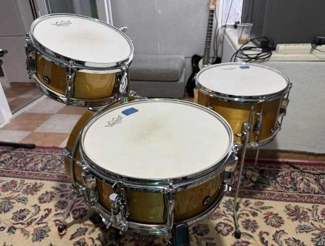 Drums - Yamaha Stage Custom Hip