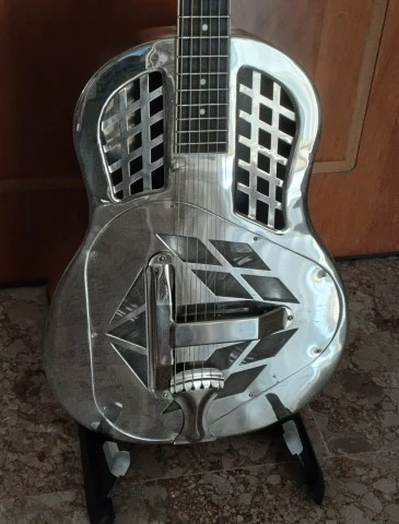 Harley Benton CustomLine CLR-TriCone Deko