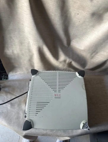 UPS MGE Ellipse Premium 1200VA (750W) με πρίζε