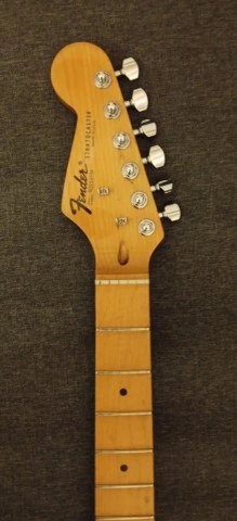 Made in Japan reversed neck stratocaster (όχι fender)