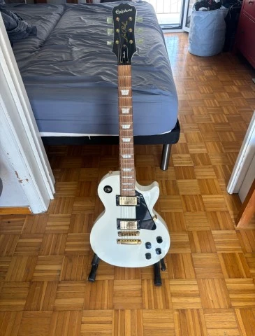 Epiphone Les Paul Studio Deluxe 2018 - Alpine Wh