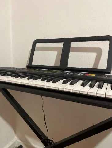 Αρμόνιο Yamaha PSR-F52