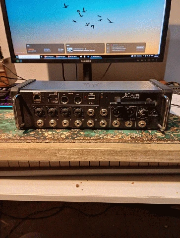 Ψηφιακή κονσόλα Behringer XR12