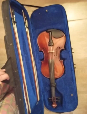 Selling Nearly New Antoni Premiere in Great Condition 