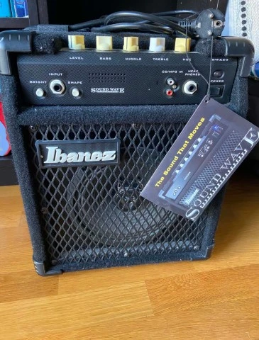 Ibanez Sound Wave 20 Bass Amp