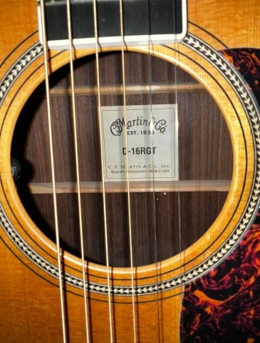Ακουστική Martin D-16