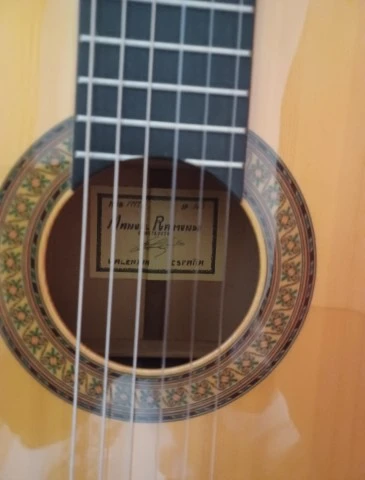 Raimundo Model 160 Flamenco