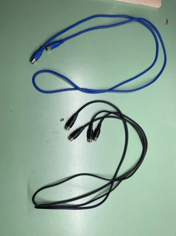 Studio Cable Bundle – 28 Audio & MIDI Cables + Peda