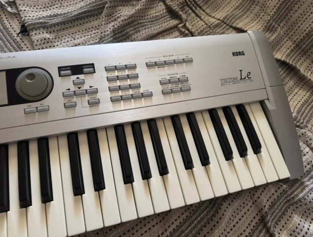 Korg Triton LE 61