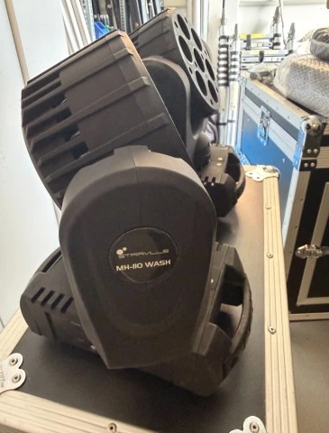Stairville MH-110 Wash LED Moving Head + Thon Case 2x 