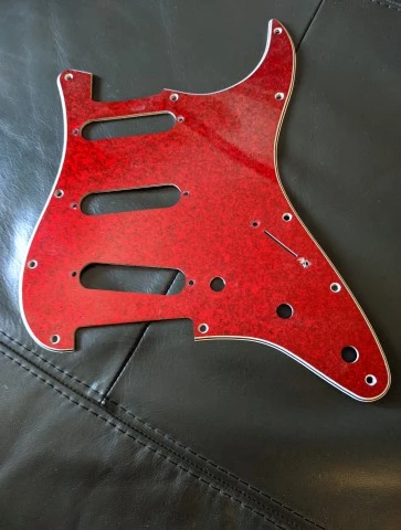dAndrea ST-Pickguard SSS Red Sparkle