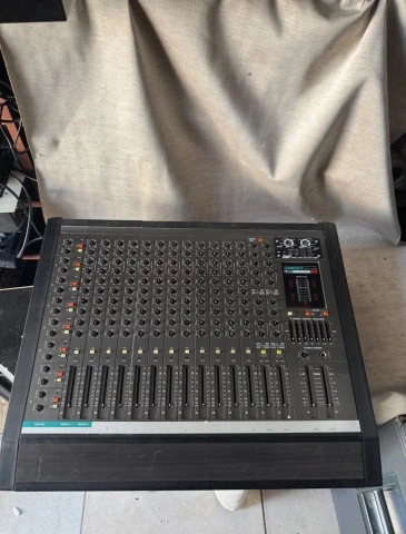 αυτοενισχυόμενη κονσόλα ήχου LEM Compact MkII