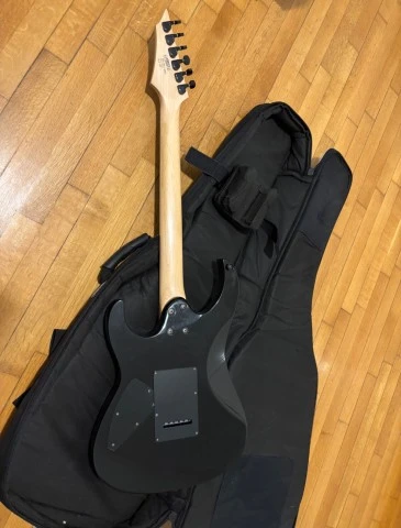 Cort X-2 VN + items 