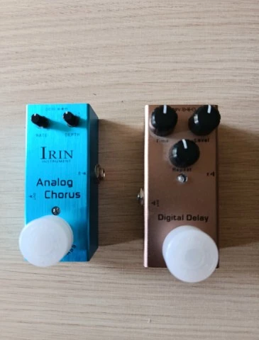 Mini pedals(delay+chorus)