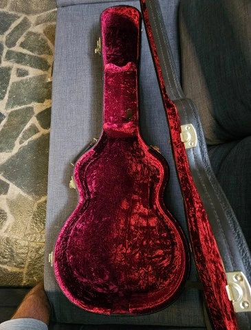 Taylor 324ce Flamed Tasmanian Blackwood 