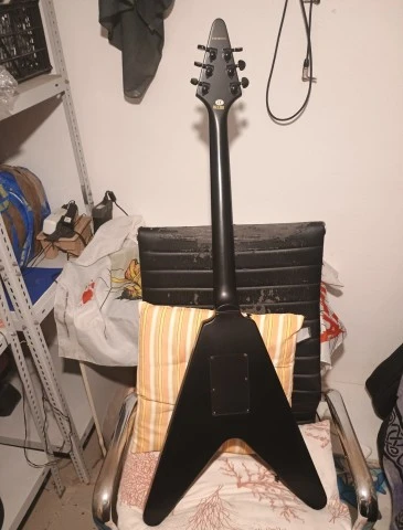 Epiphone gothic flying V tremolo &amp;θήκη (2002-Korea)