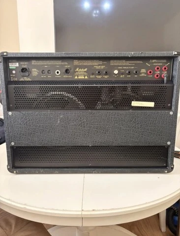 Marshall JVM 205C 2x12 50w + MIDI Footswitch