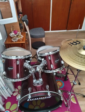 Drums Ludwig με πιατίνια Meinl HCS