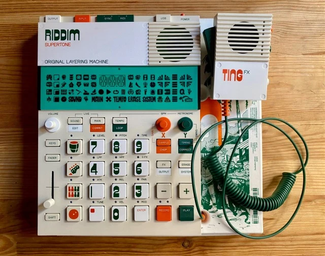 Teenage Engineering EP-40 Riddim w/Mic