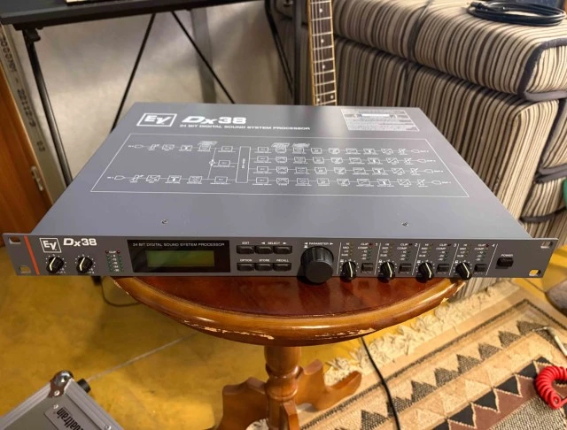 Electro Voice Dx 38 - Processor 