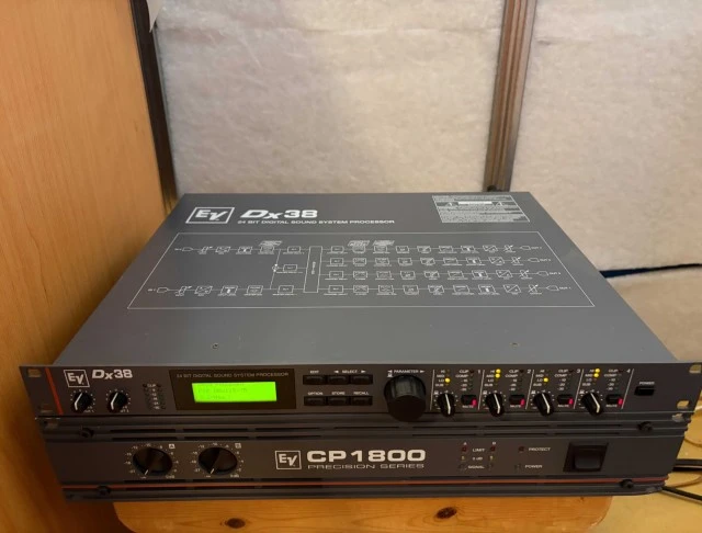 Electro Voice Dx 38 - Processor 