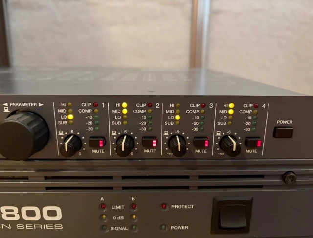 Electro Voice Dx 38 - Processor 