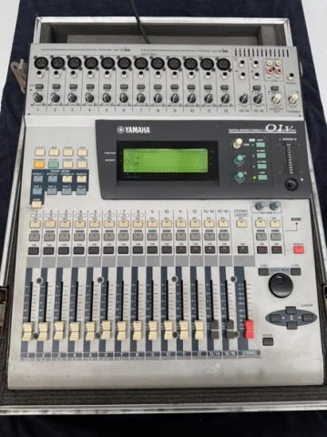 Yamaha 01 v Digital Mixer   ΑΝΤΑΛΛΑΓΗ ΜΕ ΑΝΑΛΟΓΙΚΗ ΚΟΝΣ