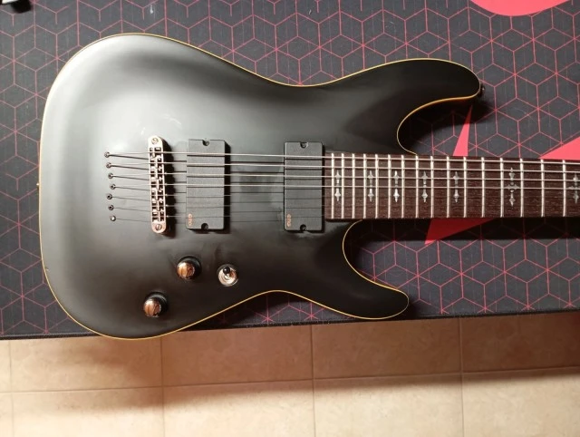 Schecter Demon 7