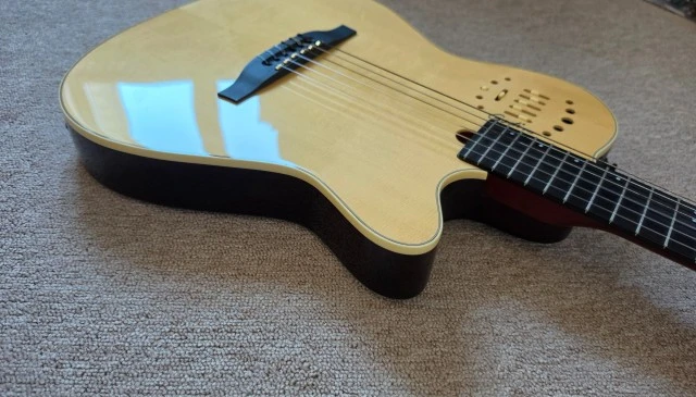 Godin Mulitac Nylon Deluxe