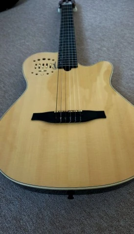 Godin Mulitac Nylon Deluxe