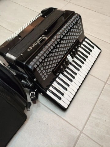 Ακορντεόν ενός έτους Startone