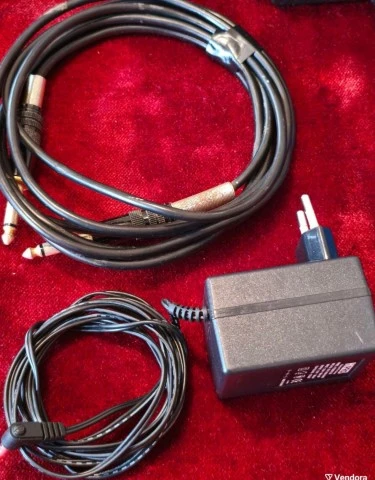 Behringer Hellbabe HB01 &amp; DOD DFX91