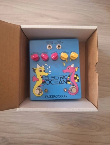 FUZZROCIOUS ELECTRIC OCEAN Fuzz-Phaser