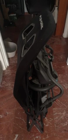 Logitech G29 &amp; Playseat Challenge Black