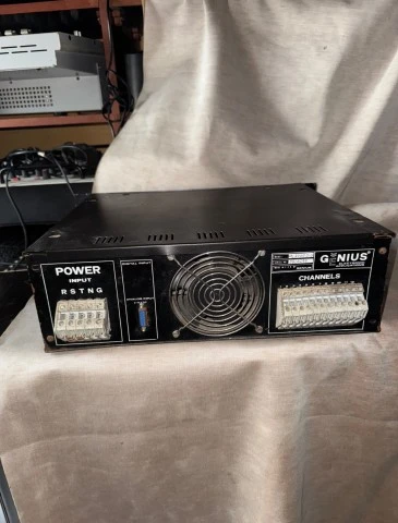 Επαγγελματικό Dimmer Pack Genius MC2000 DIG (12 Κανάλια