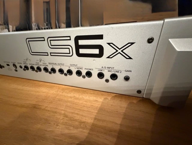 Yamaha CS6x