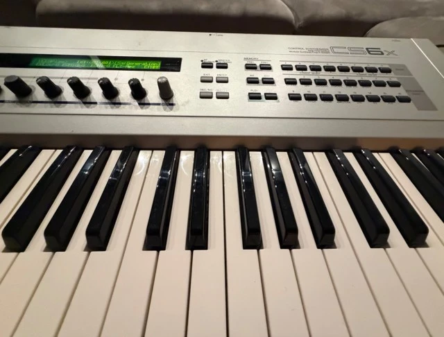 Yamaha CS6x