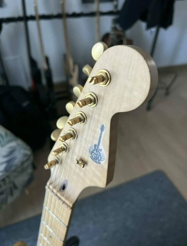 Dukas Custom Stratocaster (Harry Hausel HSS)