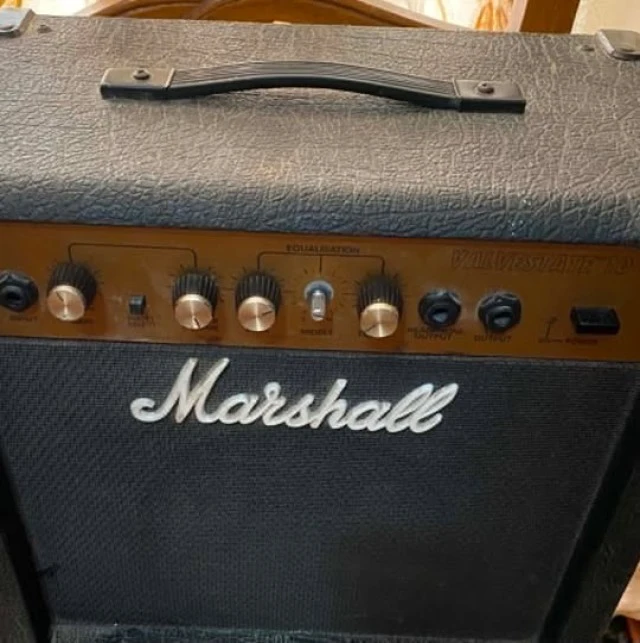 Marshall Valvestate 10  (θελει επισκευη το eq)