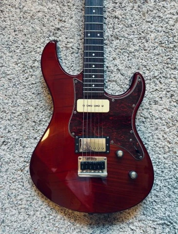 Yamaha Pacifica 611HFM RTB