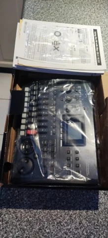 Zoom R8 Multitrack Recorder